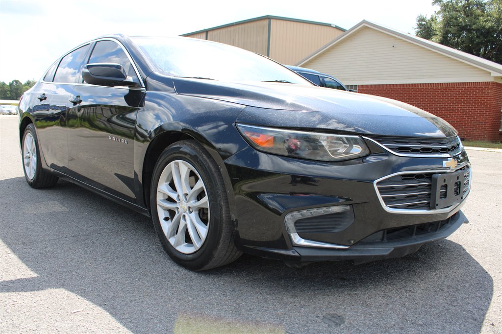 2017 Chevrolet Malibu 1LT's photo