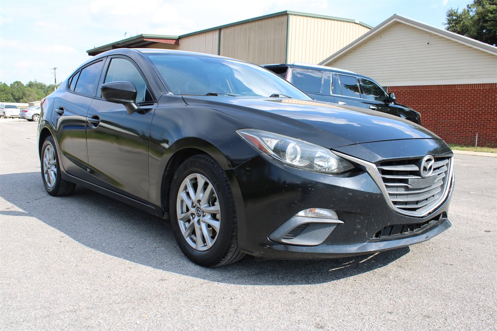2015 Mazda MAZDA3 i Sport's photo