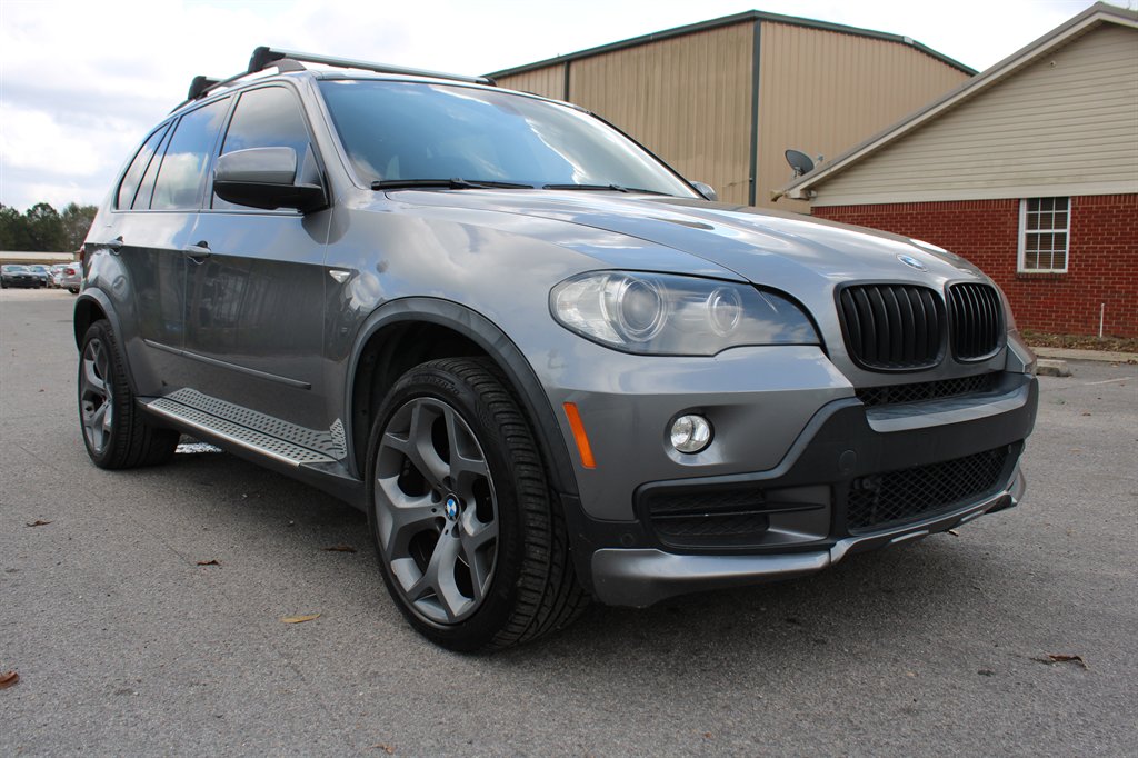2008 BMW X5 4.8i's photo