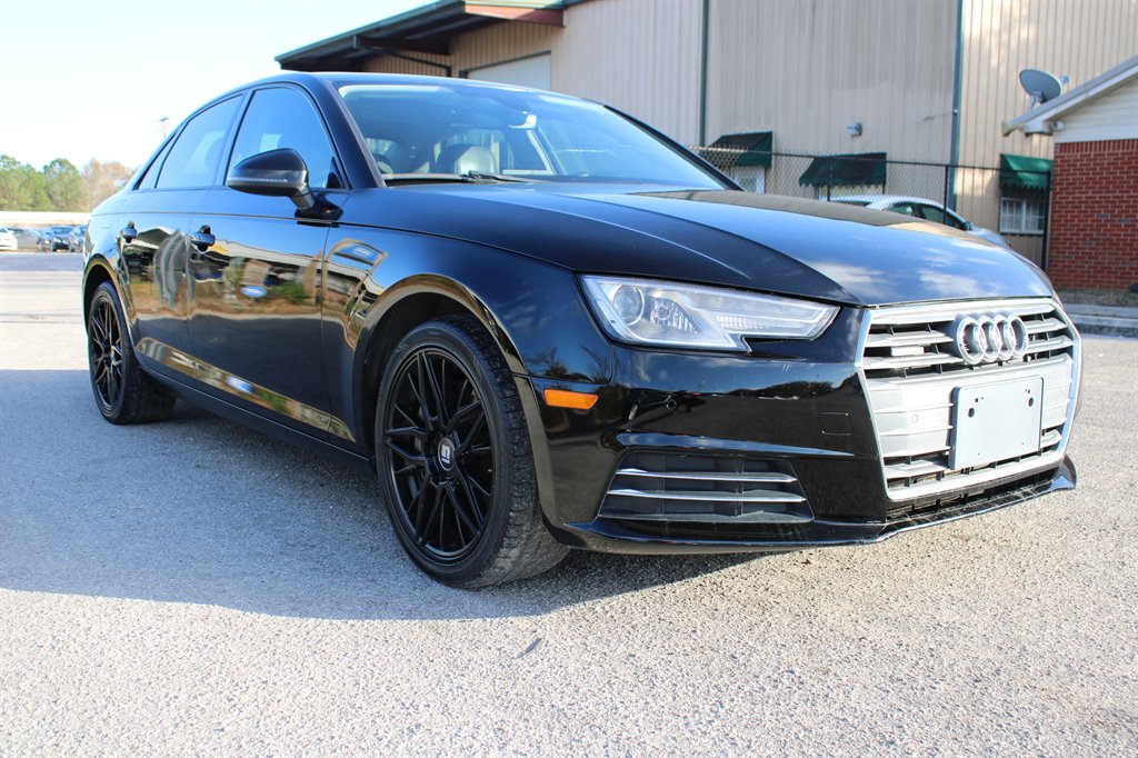 2017 Audi A4 Premium's photo