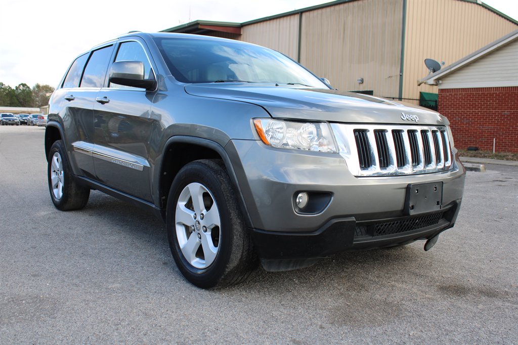 2012 Jeep Grand Cherokee Laredo's photo